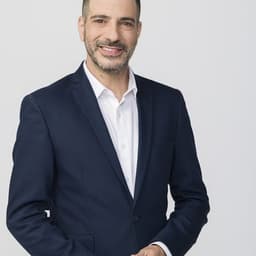 דיוקן של שרון גל