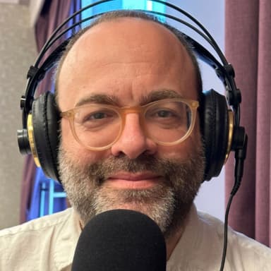 את הפודקאסט הזה נאלצנו לקטוע: סיפור מטלטל מהקומונה אי שם על הר בורמונט,עם יקיר אנגלנדר