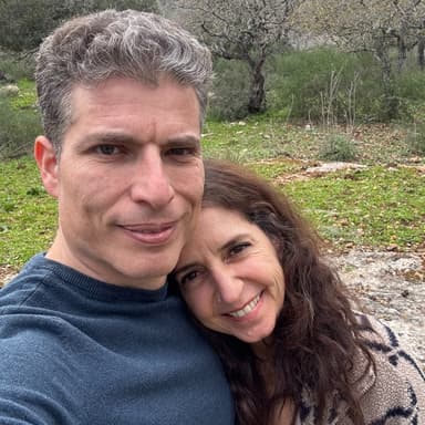 פרק 52 - למה שוב לא מבינים אותי - 3 סיבות יומיומיות למה שבאמת מפעיל אותנו בזוגיות