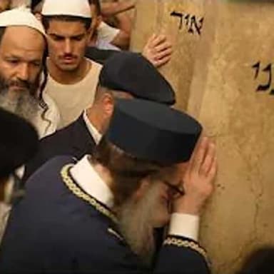 תפילה ברבי מאיר בעל הנס - האדמו"ר רבי יאשיהו יוסף פינטו שליט"א - יום שלישי - י"ד באב - תשפ"ו - טבריה