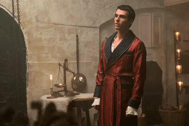 Queen Charlotte: 1.04 - Holding The King