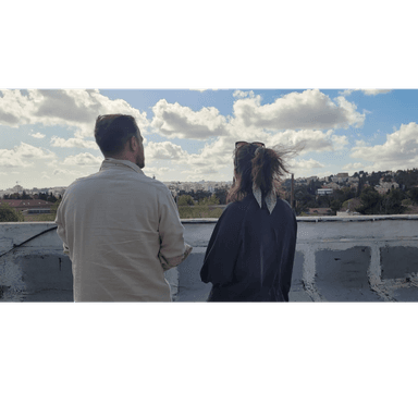 אורחת מסתורית - פגישה כעבור 15 שנה